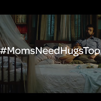 Mom need hug too - Huggies